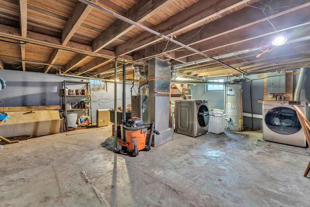 350 E Clark Road Ypsilanti, MI 48198