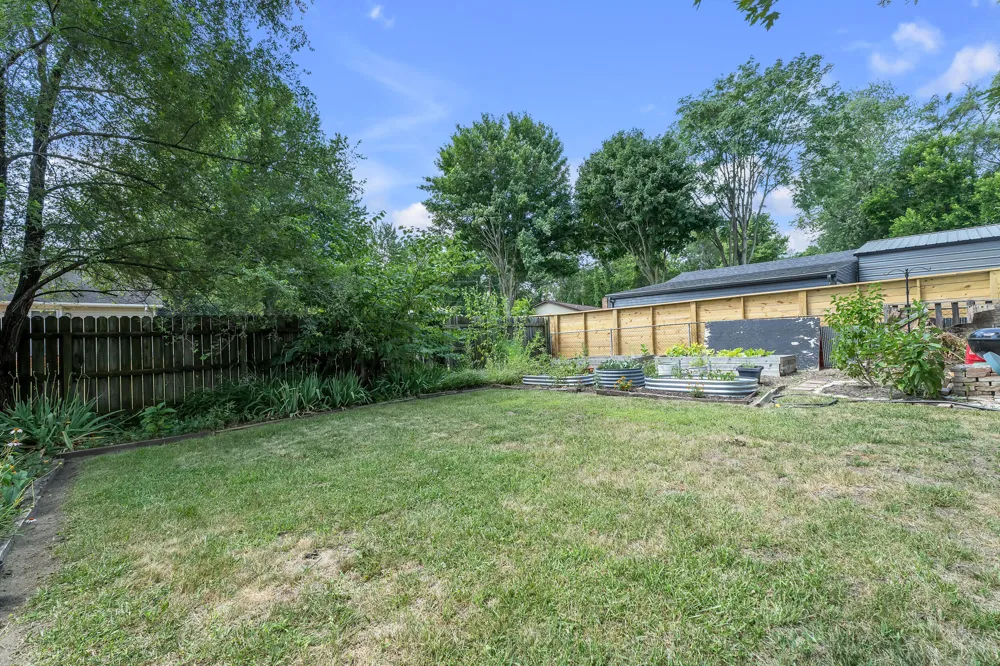 350 E Clark Road Ypsilanti, MI 48198