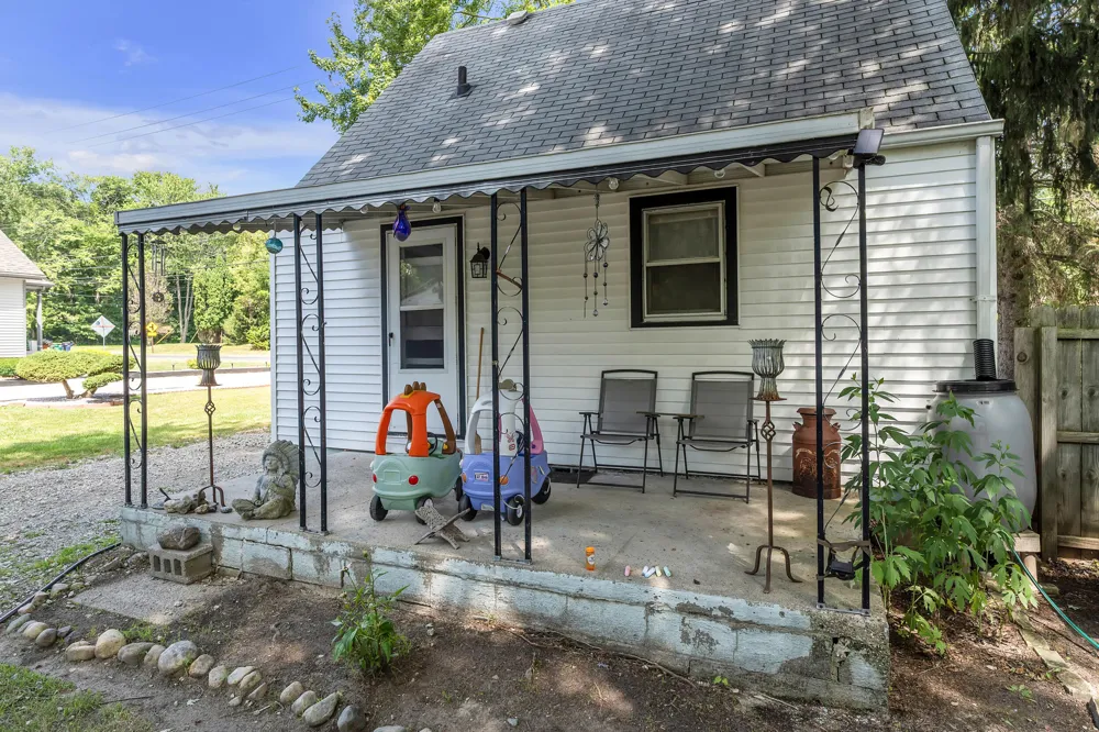 350 E Clark Road Ypsilanti, MI 48198