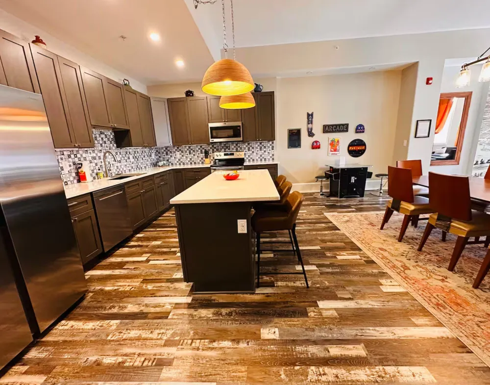 124 Strawberry Aly #D Clarksville, TN 37040