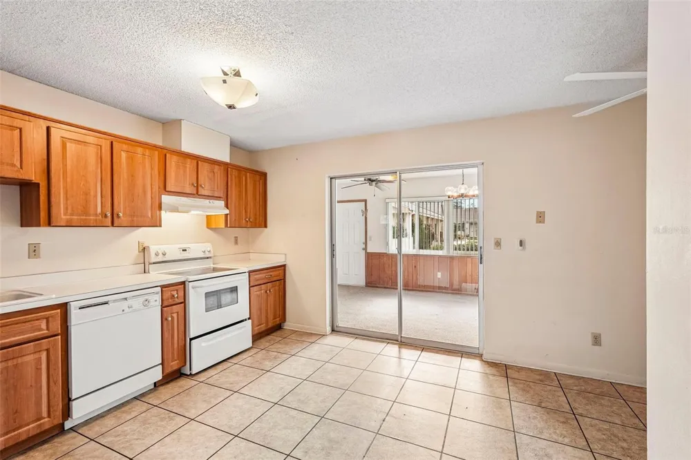 1329 NEW BEDFORD DRIVE Sun City Center, FL 33573
