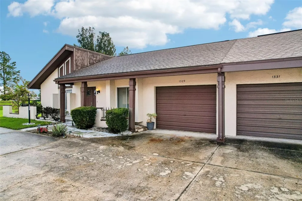 1329 NEW BEDFORD DRIVE Sun City Center, FL 33573