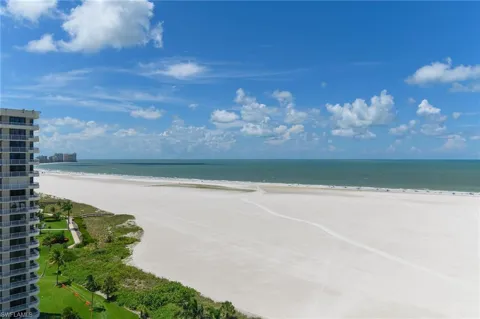 320 Seaview Court #1607
