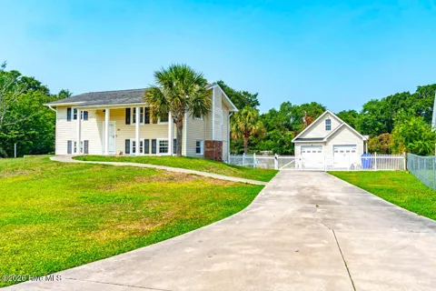 310 Holly Lane
