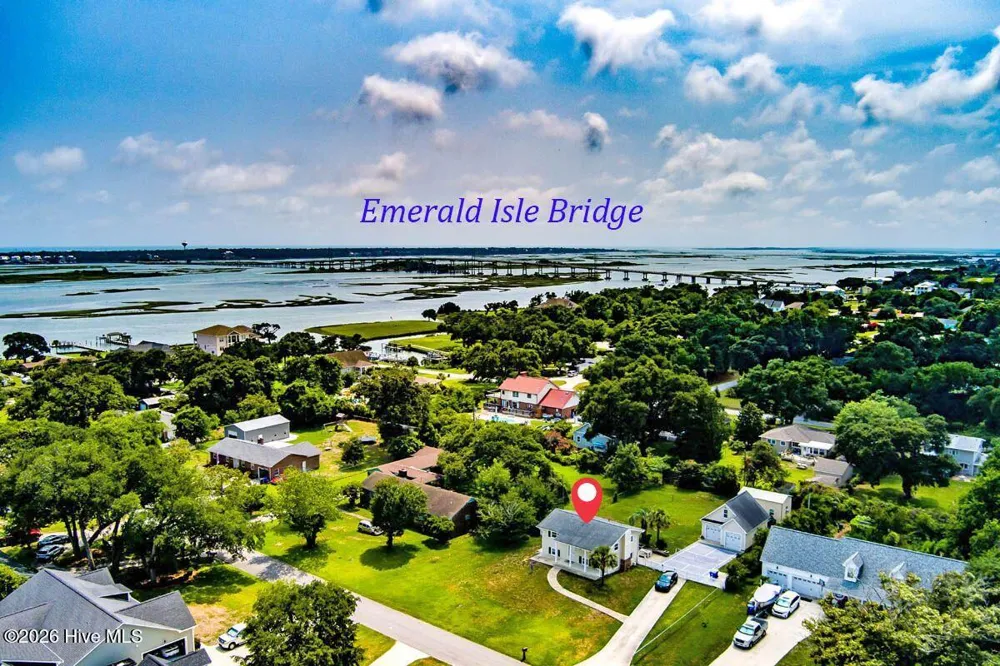 310 Holly Lane Cape Carteret, NC 28584