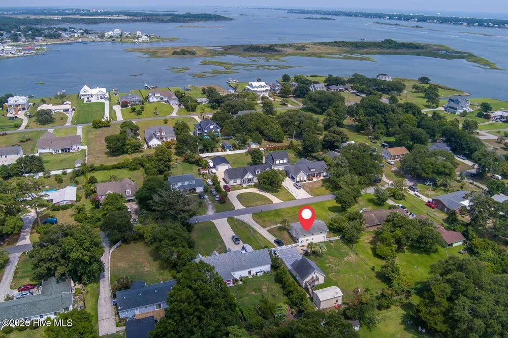310 Holly Lane Cape Carteret, NC 28584