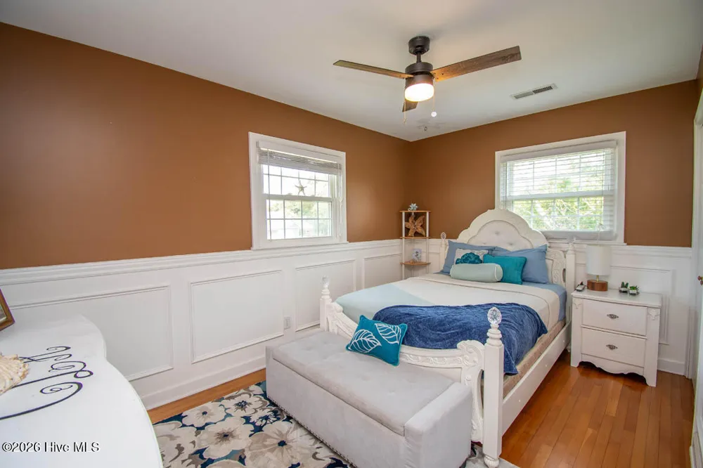 310 Holly Lane Cape Carteret, NC 28584