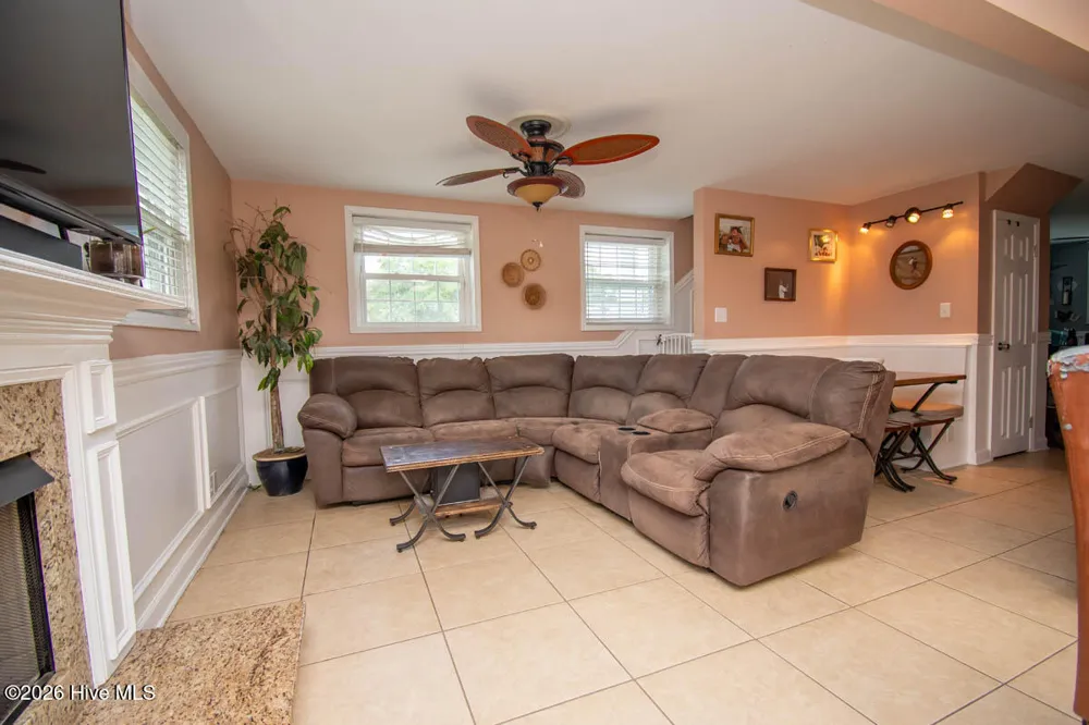 310 Holly Lane Cape Carteret, NC 28584