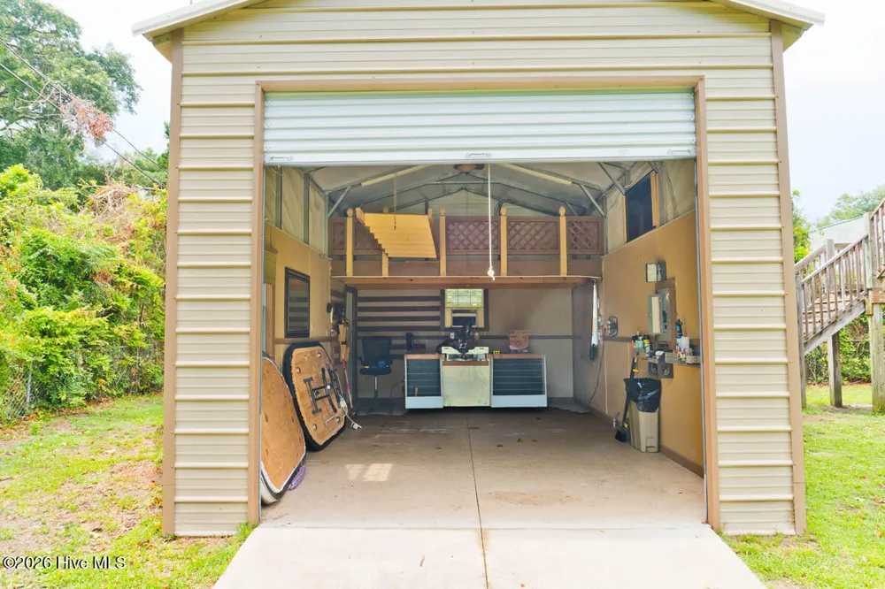 310 Holly Lane Cape Carteret, NC 28584