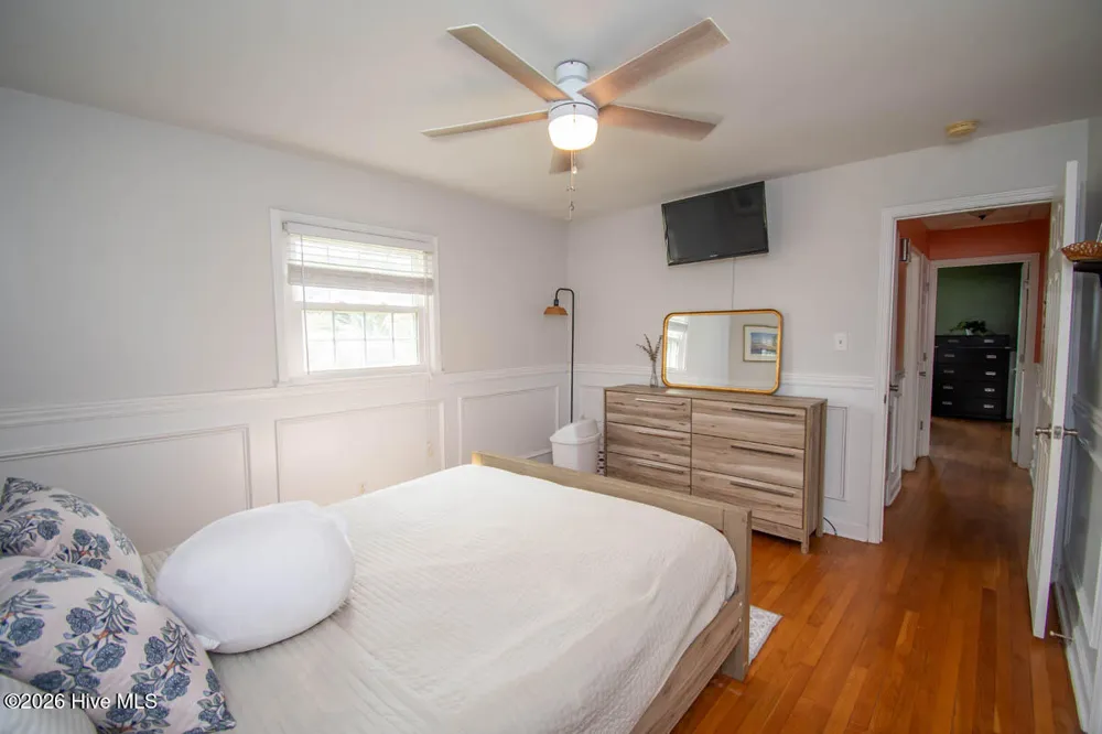 310 Holly Lane Cape Carteret, NC 28584