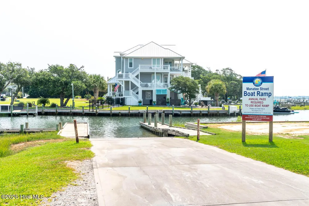 310 Holly Lane Cape Carteret, NC 28584