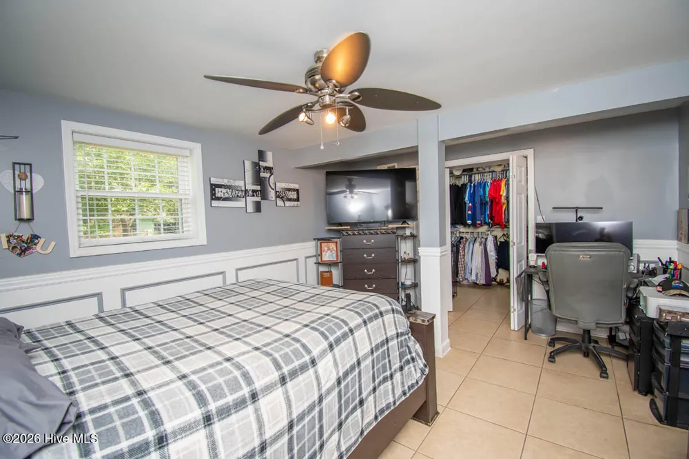 310 Holly Lane Cape Carteret, NC 28584