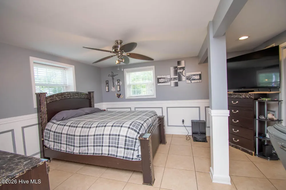 310 Holly Lane Cape Carteret, NC 28584