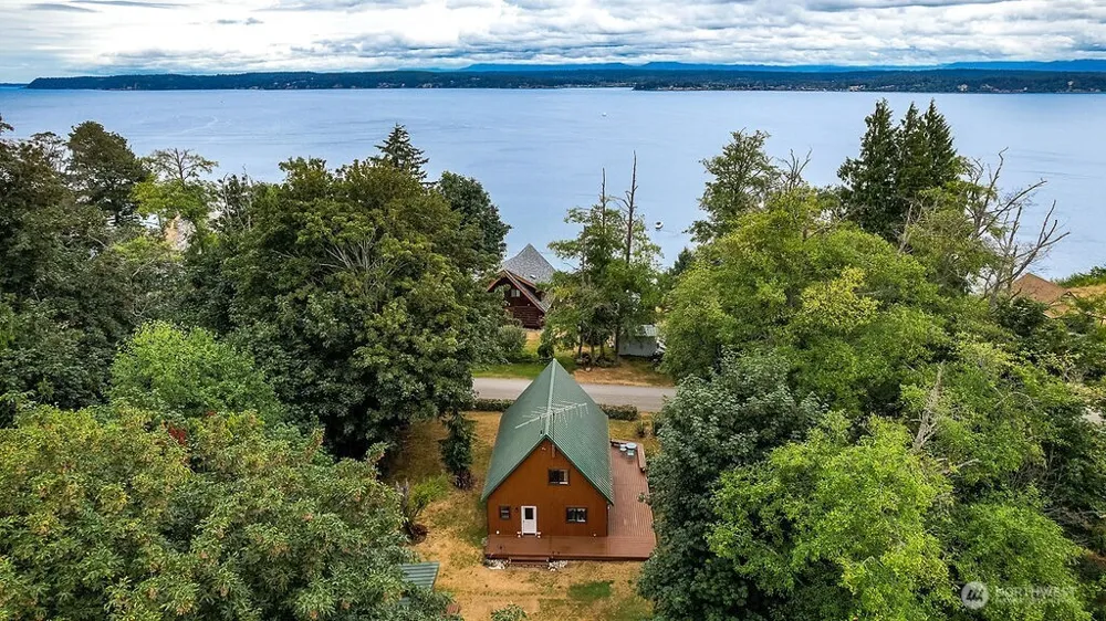 55 A Snohomish Way Hat Island, WA 98206