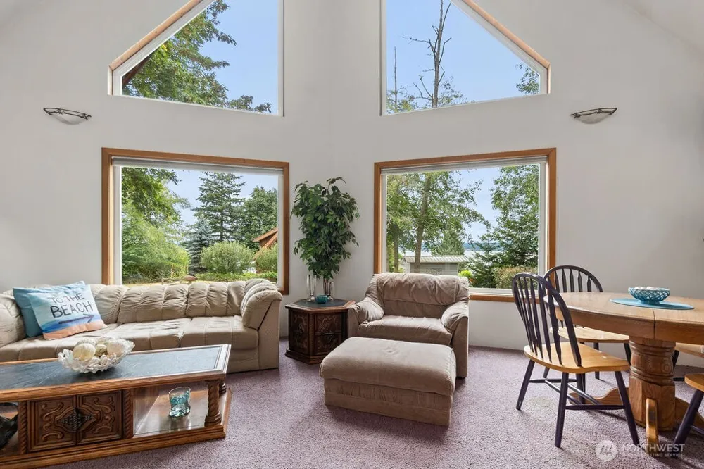 55 A Snohomish Way Hat Island, WA 98206