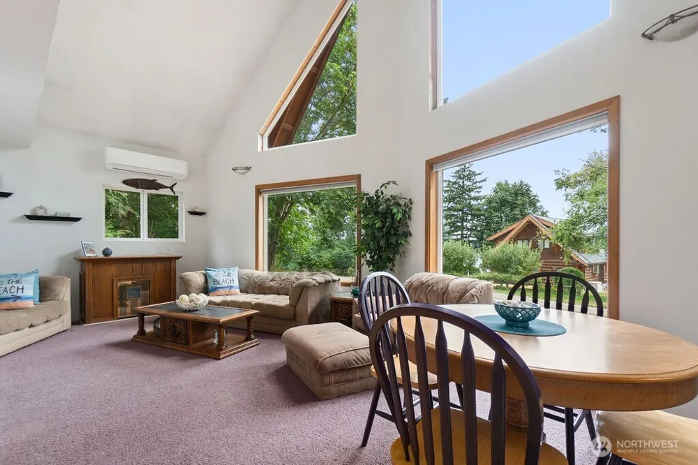 55 A Snohomish Way Hat Island, WA 98206