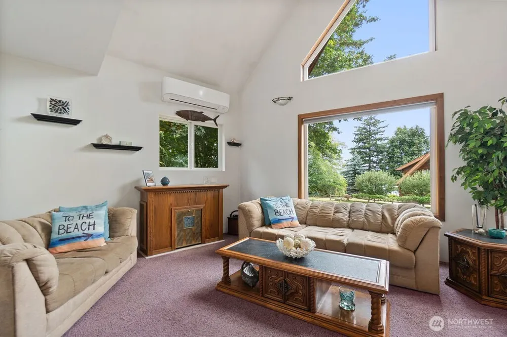 55 A Snohomish Way Hat Island, WA 98206