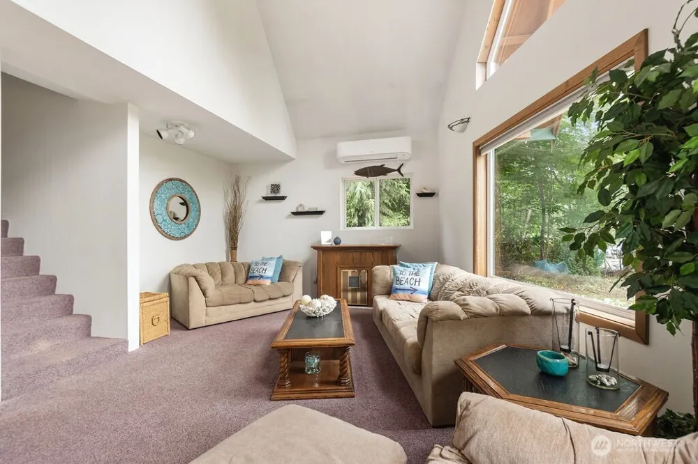 55 A Snohomish Way Hat Island, WA 98206