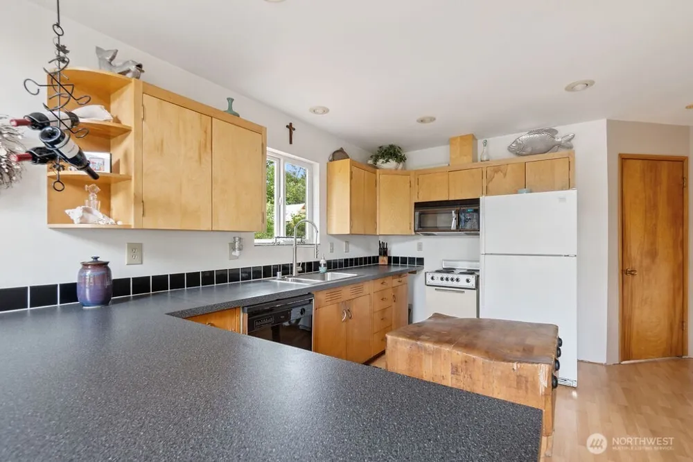 55 A Snohomish Way Hat Island, WA 98206