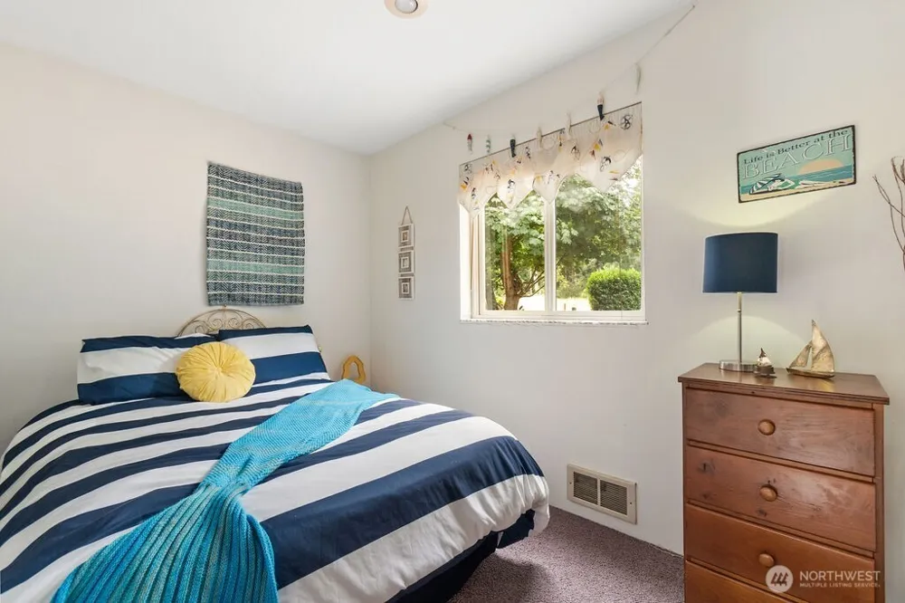 55 A Snohomish Way Hat Island, WA 98206
