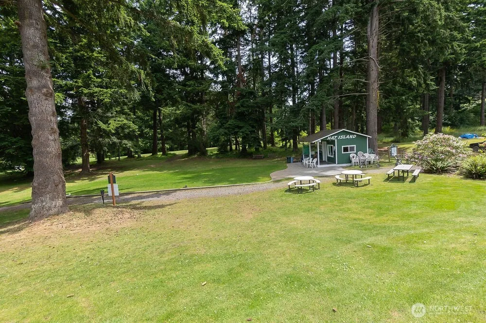 55 A Snohomish Way Hat Island, WA 98206