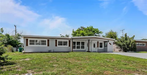 815 W HIGHLAND DRIVE