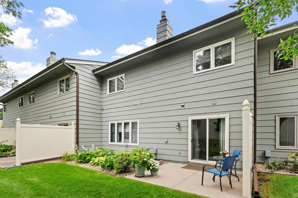 144 122nd Avenue NW Coon Rapids, MN 55448