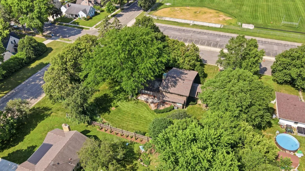 719 Harriet Avenue Owatonna, MN 55060