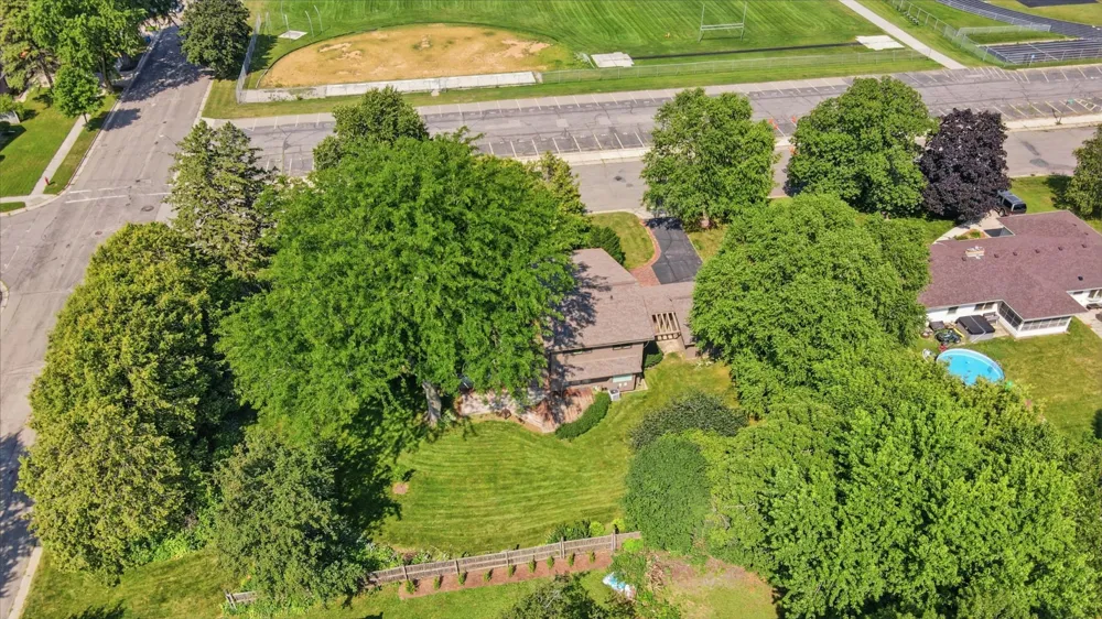 719 Harriet Avenue Owatonna, MN 55060