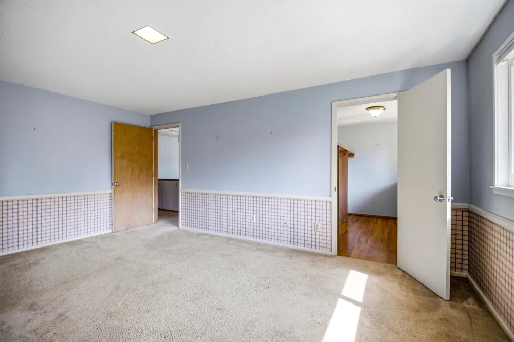 719 Harriet Avenue Owatonna, MN 55060