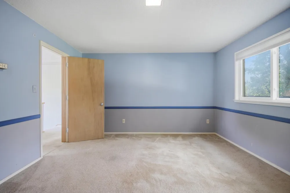 719 Harriet Avenue Owatonna, MN 55060