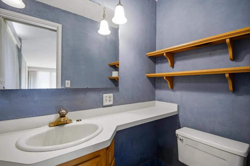 719 Harriet Avenue Owatonna, MN 55060
