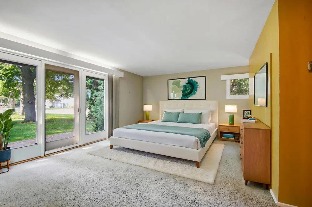 719 Harriet Avenue Owatonna, MN 55060