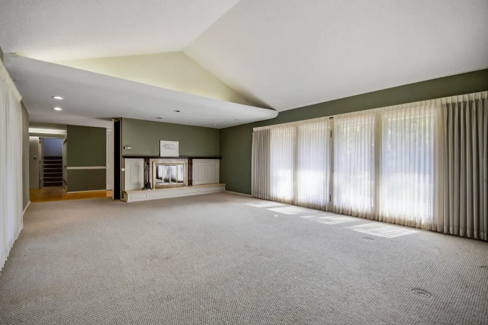 719 Harriet Avenue Owatonna, MN 55060