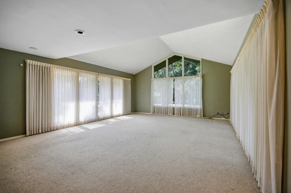 719 Harriet Avenue Owatonna, MN 55060
