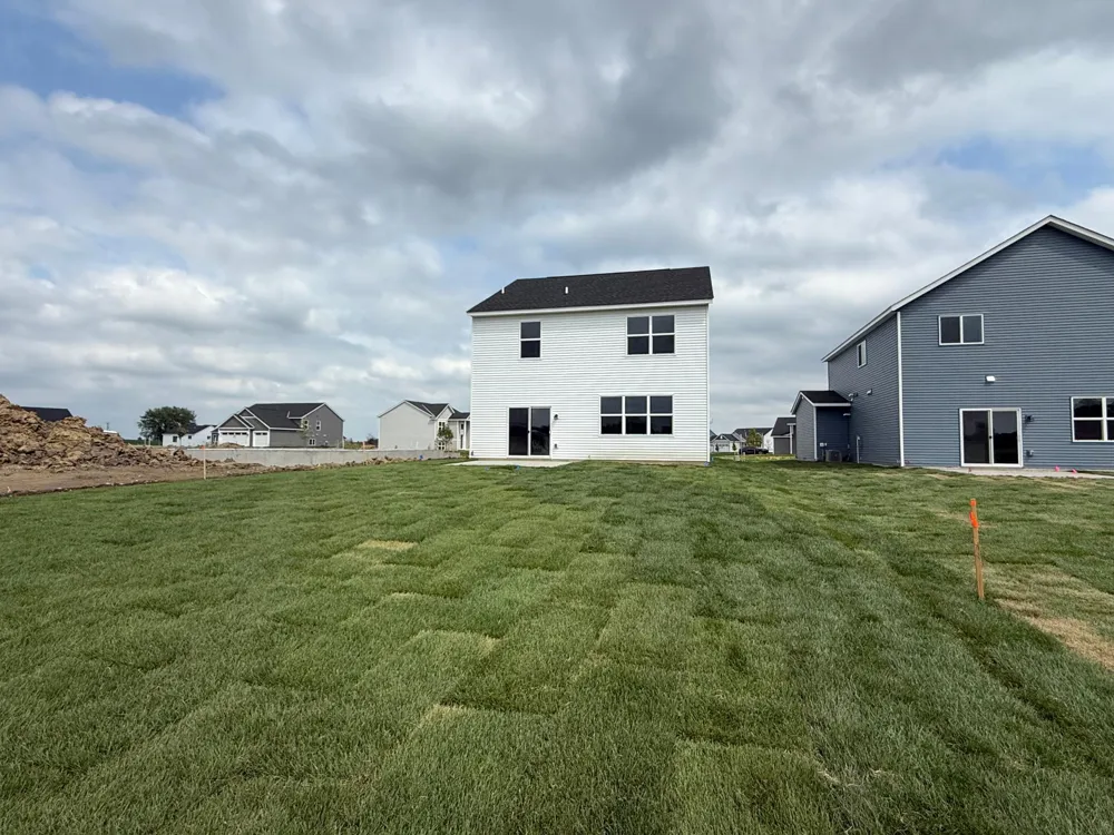 1653 191st Avenue NE East Bethel, MN 55011