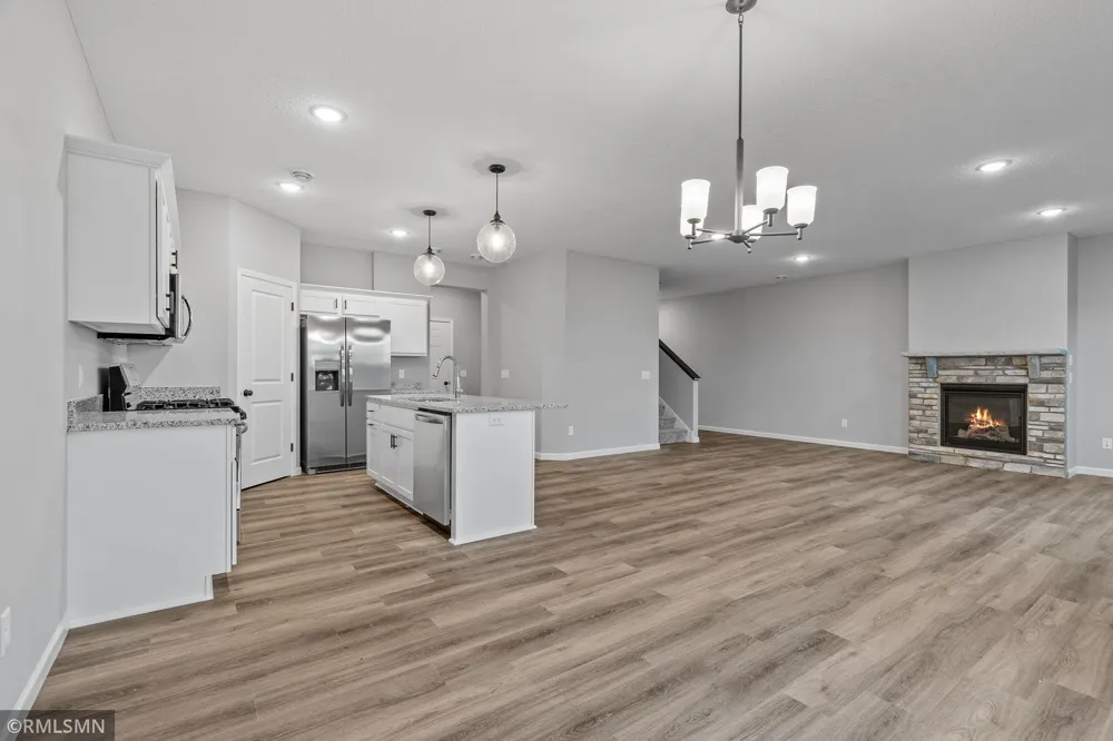 1653 191st Avenue NE East Bethel, MN 55011