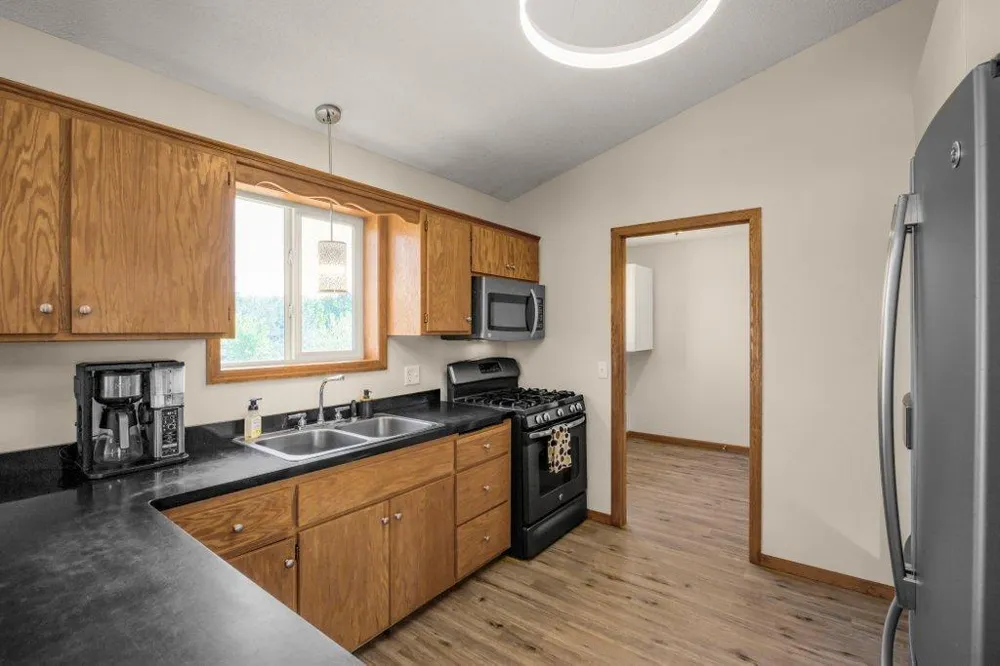 15348 288th Avenue NW Zimmerman, MN 55398