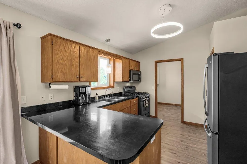15348 288th Avenue NW Zimmerman, MN 55398