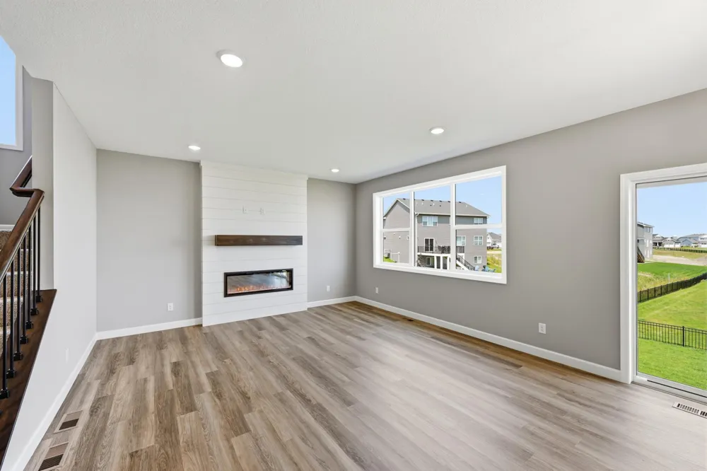 752 Rosebud Lane Delano, MN 55328