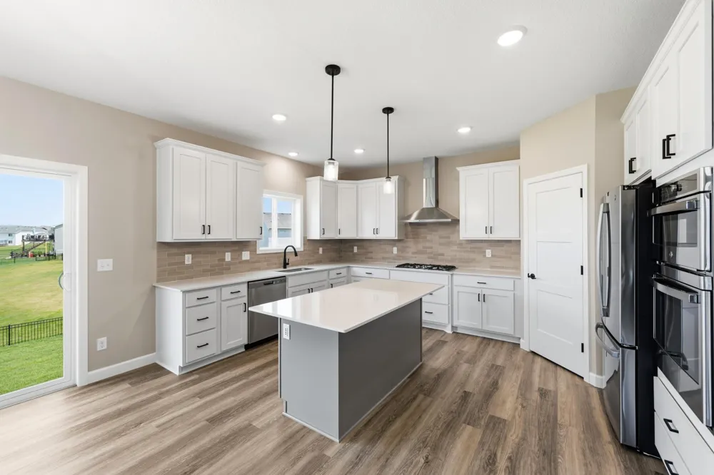 752 Rosebud Lane Delano, MN 55328