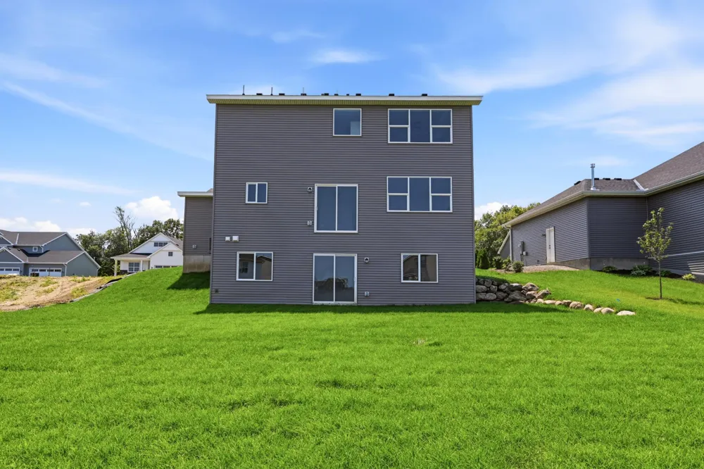 752 Rosebud Lane Delano, MN 55328