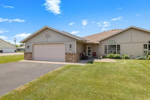 1420 Fairview Lane