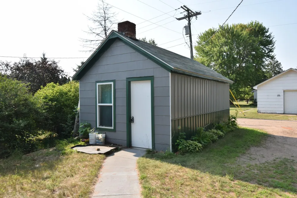 7637 County Road B Siren, WI 54872