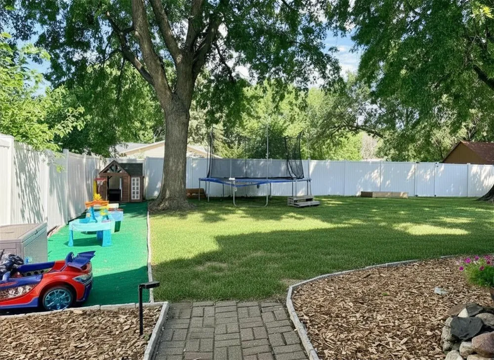 506 W Lake Avenue Worthington, MN 56187