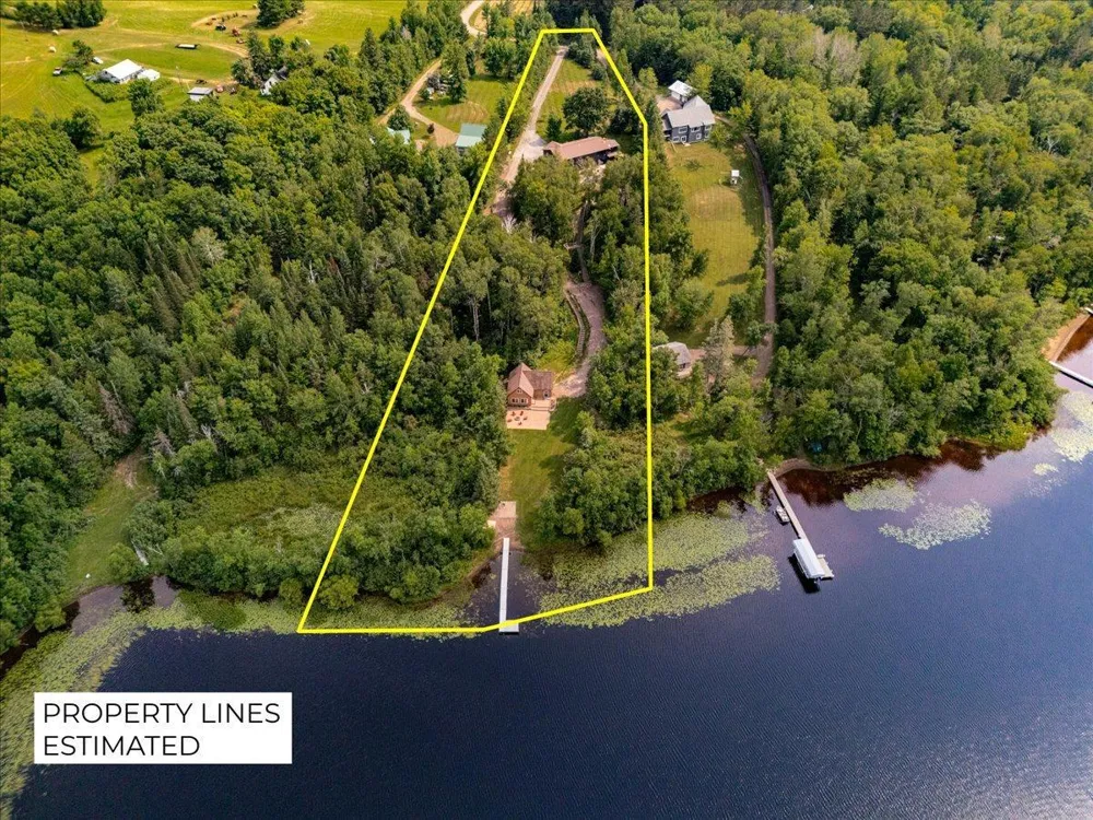 3801 S Lake Road Moose Lake, MN 55767