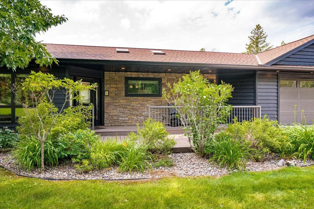 3801 S Lake Road Moose Lake, MN 55767