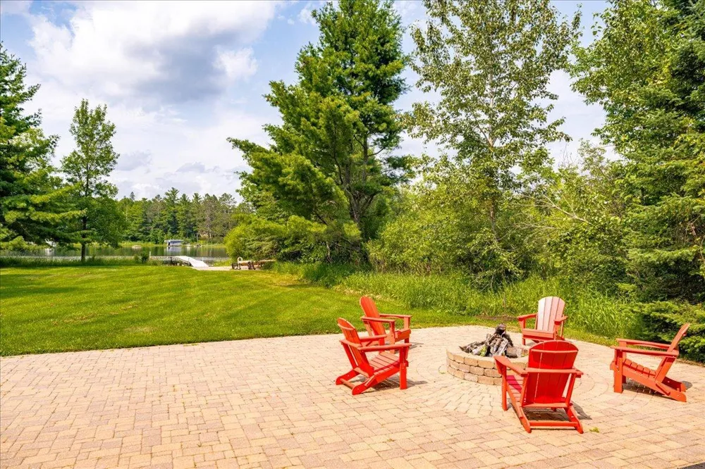 3801 S Lake Road Moose Lake, MN 55767