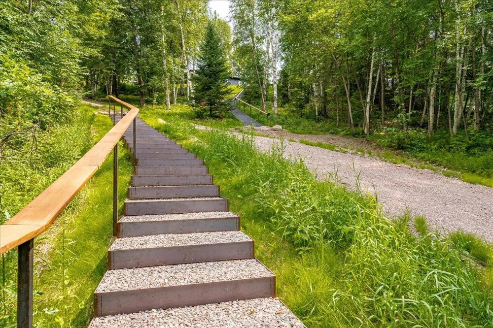 3801 S Lake Road Moose Lake, MN 55767