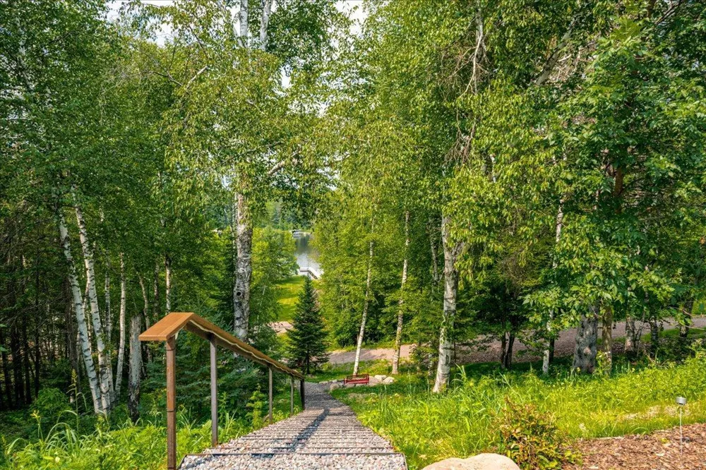 3801 S Lake Road Moose Lake, MN 55767
